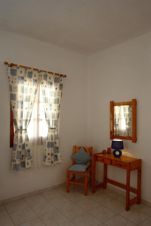 Irene Rooms Folégandros Exterior foto